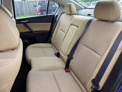 2012 Mazda MAZDA3 i Touring