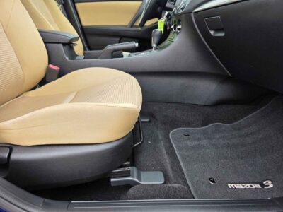 2012 Mazda MAZDA3 i Touring