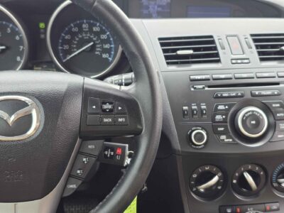 2012 Mazda MAZDA3 i Touring