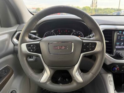 2018 GMC Acadia SLE-2