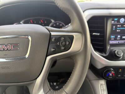 2018 GMC Acadia SLE-2