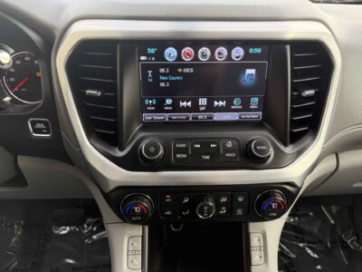 2018 GMC Acadia SLE-2