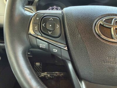 2016 Toyota Avalon XLE LOW MILES!