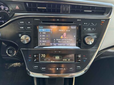 2016 Toyota Avalon XLE LOW MILES!