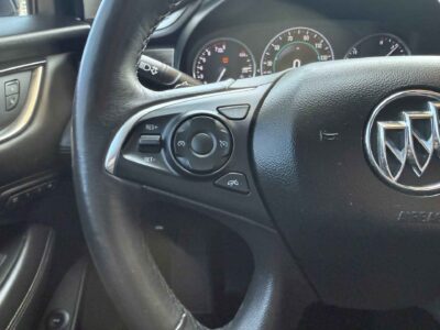 2017 Buick LaCrosse Essence