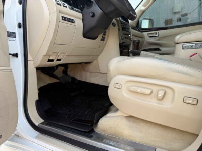 2013 Lexus LX 570 Sport Utility