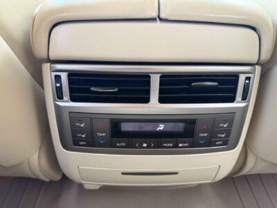 2013 Lexus LX 570 Sport Utility