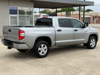2016 Toyota Tundra SR5
