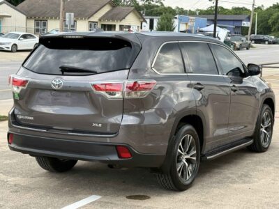 2016 Toyota Highlander XLE