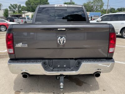 2017 RAM 1500 SLT Crew Cab SWB 2WD