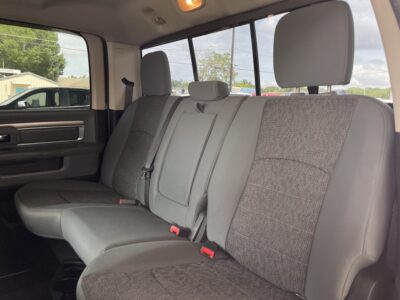 2017 RAM 1500 SLT Crew Cab SWB 2WD