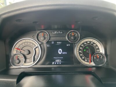 2017 RAM 1500 SLT Crew Cab SWB 2WD