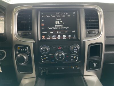 2017 RAM 1500 SLT Crew Cab SWB 2WD