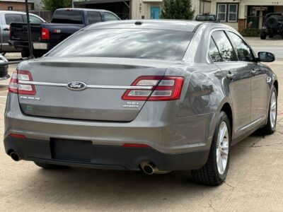 2013 Ford Taurus SEL