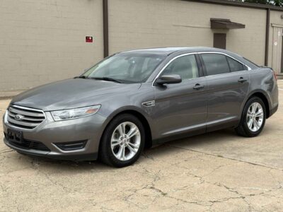 2013 Ford Taurus SEL