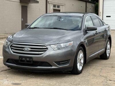 2013 Ford Taurus SEL