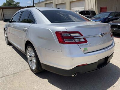 2017 Ford Taurus Limited