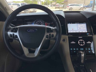 2017 Ford Taurus Limited