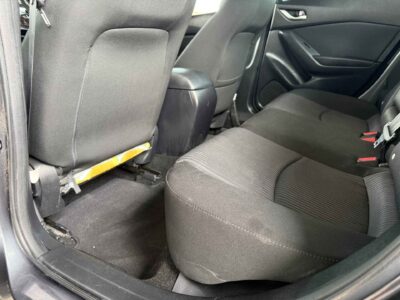 2015 Mazda MAZDA3 i Touring