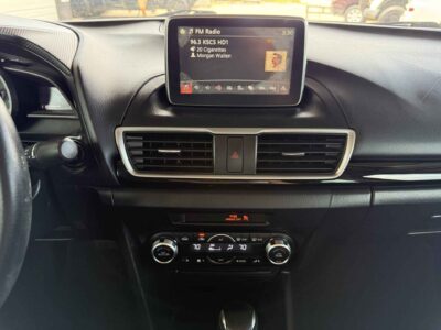 2015 Mazda MAZDA3 i Touring
