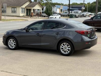 2015 Mazda MAZDA3 i Touring