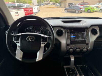 2016 Toyota Tundra SR5