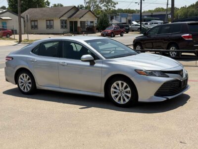2020 Toyota Camry LE