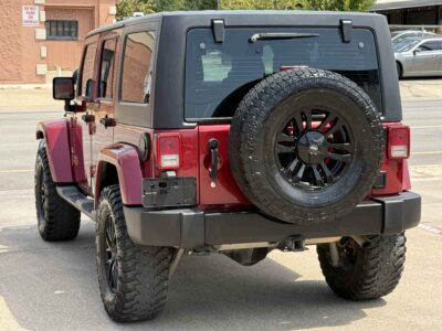 2012 Jeep Wrangler Unlimited Sahara 4WD