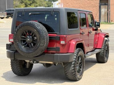 2012 Jeep Wrangler Unlimited Sahara 4WD