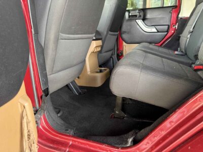 2012 Jeep Wrangler Unlimited Sahara 4WD