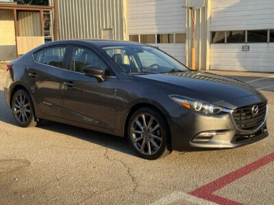 2018 Mazda MAZDA3 Touring