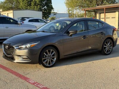 2018 Mazda MAZDA3 Touring