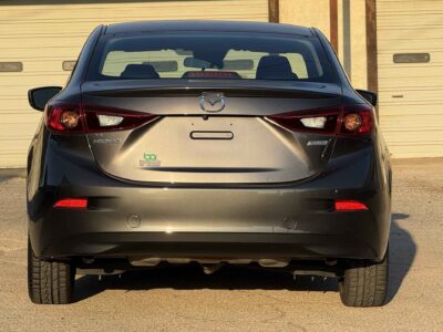 2018 Mazda MAZDA3 Touring