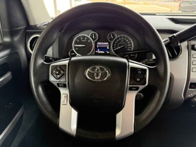 2017 Toyota Tundra SR5