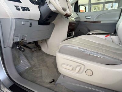 2012 Toyota Sienna Limited
