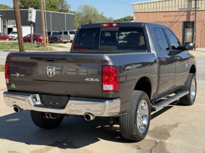 2017 RAM 1500 SLT 4WD