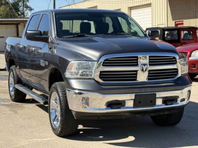 2017 RAM 1500 SLT 4WD