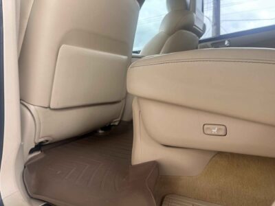 2013 Lexus LX 570 Sport Utility