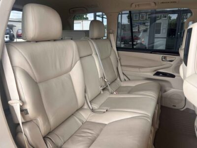 2013 Lexus LX 570 Sport Utility