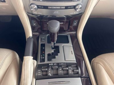 2013 Lexus LX 570 Sport Utility